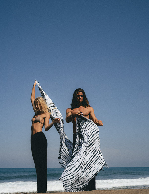 - OCEAN PAREO -